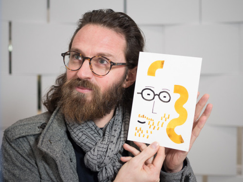 Face-o-mat performing at Centre Pompidou in Paris, 4.-5. Feb 2017Tobias Gutmann – In