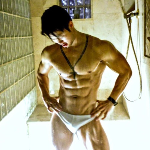 Porn photo beyondasianmen:Beautiful #AsianHunk i found