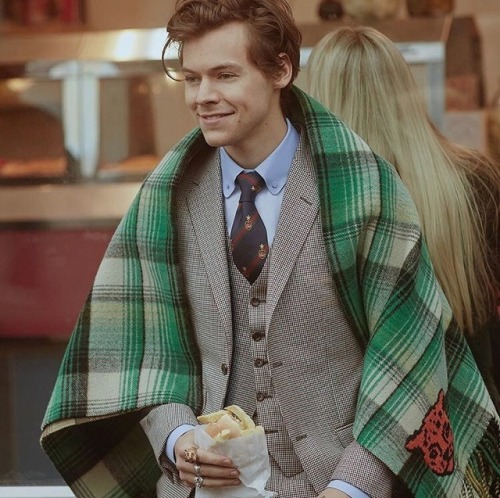 hesdaily:Harry for Gucci Pre Fall 2018 (via Instagram Sponsored Ads)