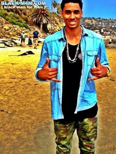 black-dicks-r-us:  6’6” tall mixed nigga justin from cali  GO TO www.Black-M4M.com