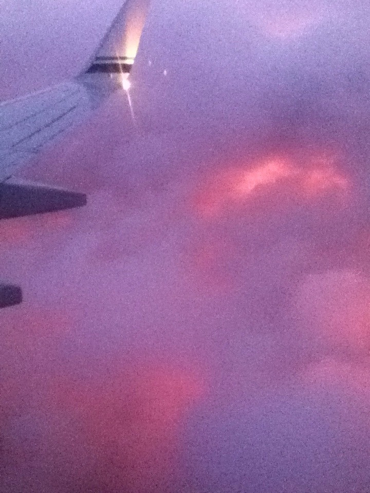 juatw:  Flying through sunsets