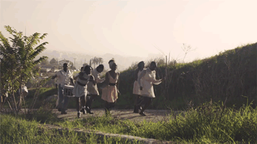 gifhaus:  (Laura Mvula - Green Garden) 