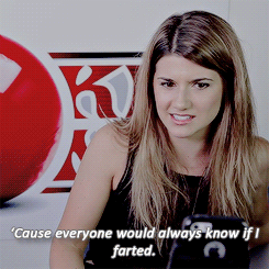 lizshenstridge:  Would you rather sneeze rainbows or fart glitter? 