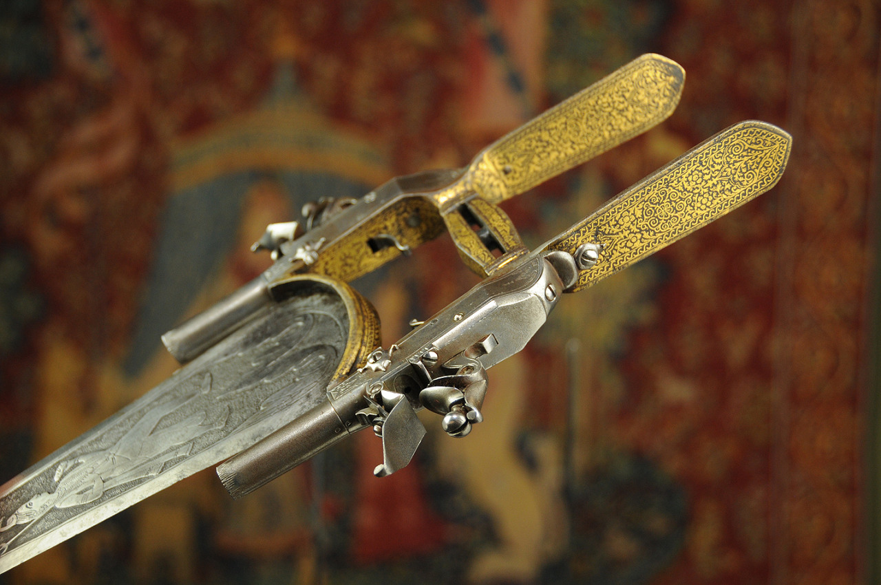 art-of-swords:  Combination of Katar Dagger and Flintlock Pistol  Dated: probably