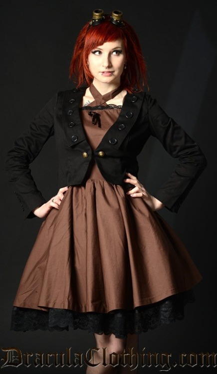 kosplaykitten:   Dracula Clothing buy it at http://draculaclothing.com/index.php/titania-jacket-p-511.html