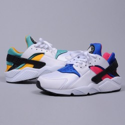 leimailemaow:  sizeofficial:  Don’t forget about this Fridays launch of the Nike Air Huarache OG in the original Emerald/Gold and Royal/Pink colourways - available online and in all size? stores, priced at £85. #size #nike #air #huarache #og #sizehq