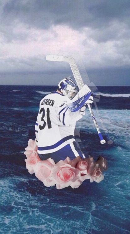 deepfriedleafs: frederik andersen + super cliche flower chains lol tbh I made these with @thepuckist