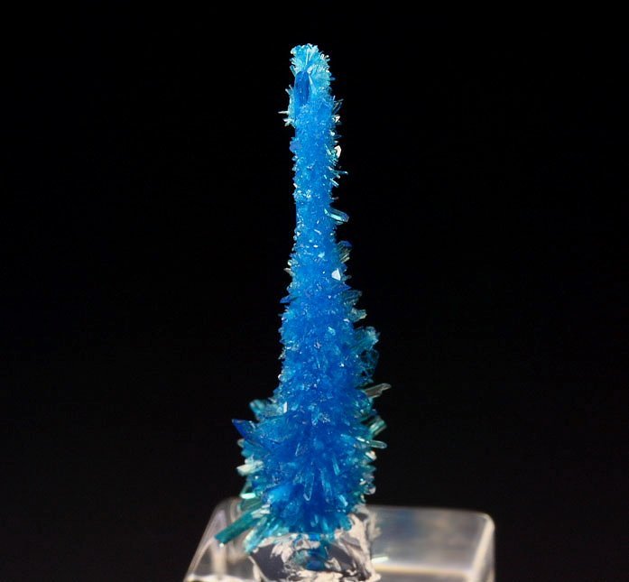 mineralists:  Pentagonite - Wagholi, India