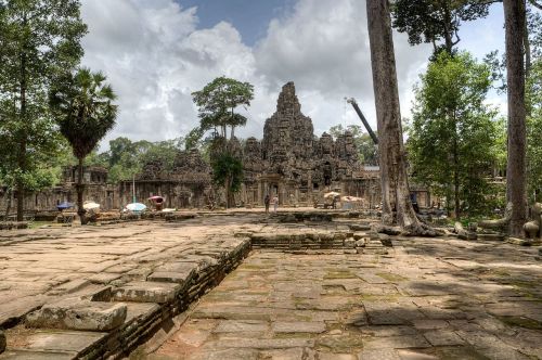 knowledgeistreasure: Buddhist Bayon Khmer temple, Angkor, Cambodia. Late 12th century AD.