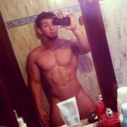 texasfratboy:  the only thing wrong with this muscle hottie is that he’s hiding his best part - show us the goods!!!  heehee 