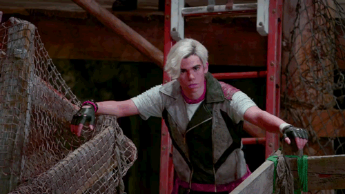 descendants-benlos:  Disney Descendants