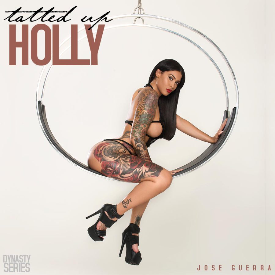 1sograteful:  Tatted UP Holly  Sexxxy