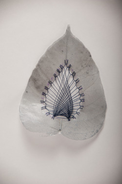 lustik:  Embroidered Leaves by Hillary Fayle.