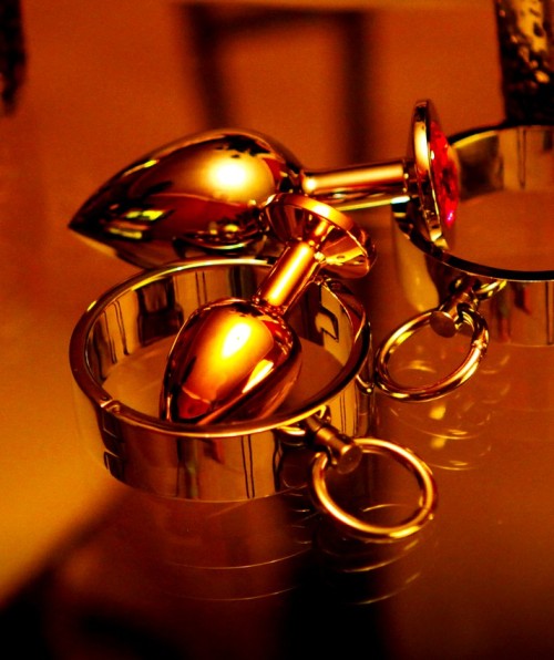 funredhead:  vdem1:  sub bling  LOVE THEM!! LOVE my new small anal jewel!!!!  
