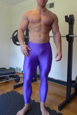 awesomeathleticgear:  Spandex gear up for bid on ebay.