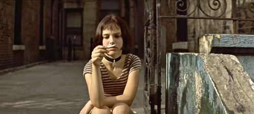 Fotogramas de Leon (1994), Luc Besson. drogas disparos sangre malos muy malos.  (el gran Gary Oldman