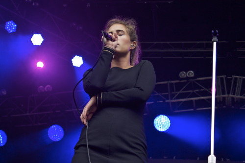 No No No’s singer Stina Wappling at Lollapalooza. I’ll post photos of their set to scope