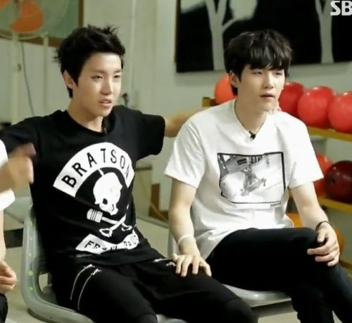 hayoomin: What you should need to know: Yoongi needs Hoseok`s thighs very fucking much.