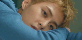 starlightkai:send me your bias + i’ll make you a gifset ↴xiumin for @yixseok