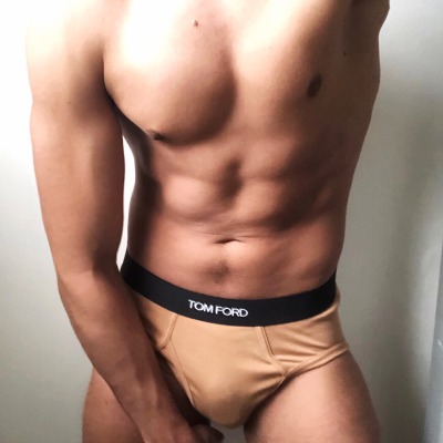 lucasfraticelli:onlyfans link in bio