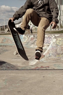 hvrxz:  ☆ urban/skate/street/☆