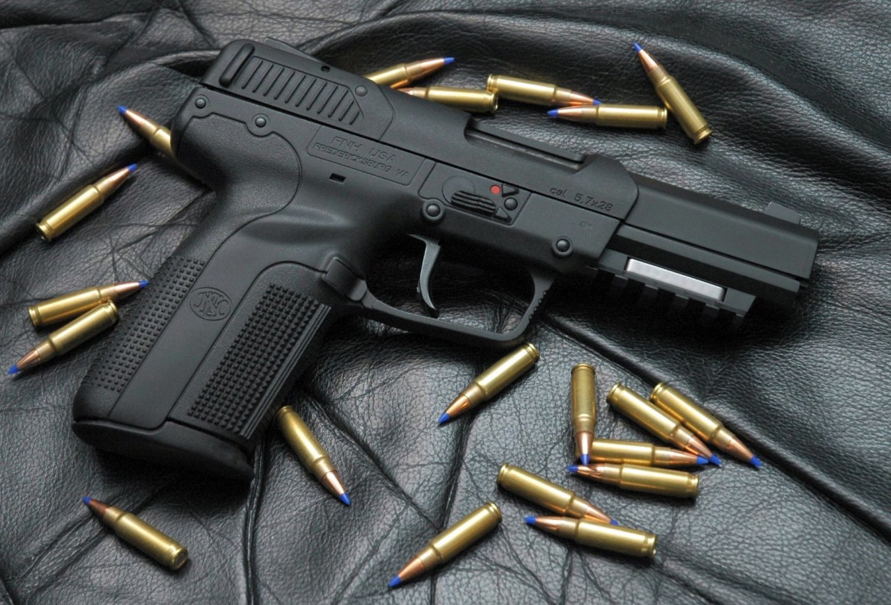 weaponslover:  FN Five-SeveN