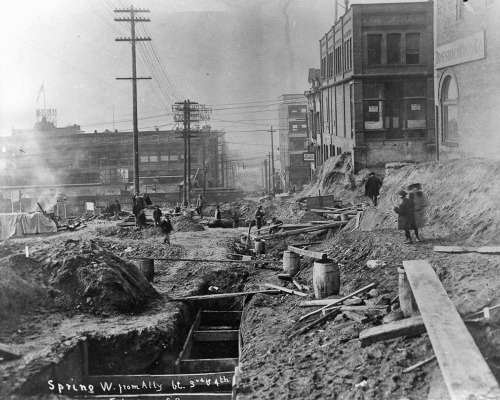 ryanpanos:  Building Seattle | Via   “The instincts of the pioneer led them aright. Although not without its difficulties, the situation of Seattle is unique among the cities of the world.” -Arthur H. Dimock 1926 At the beginning of the 20th century,