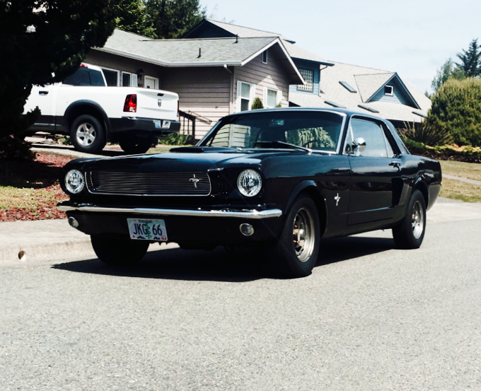 fuckyeahfordmustangs:  For sale in Oregon!