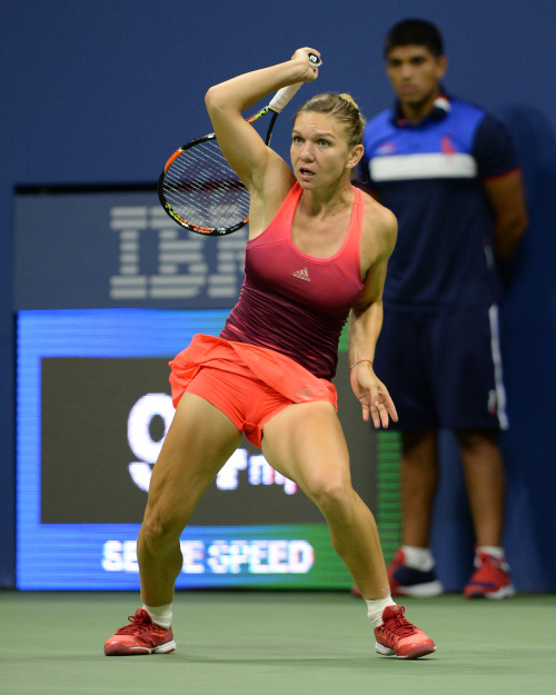 Tennis simona halep breasts