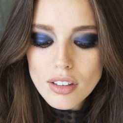 maybelline:  Maybelline Girl Emily Didonato rocking a beautiful blue smokey eye using Maybelline The Rock Nudes Eyeshadow Palette