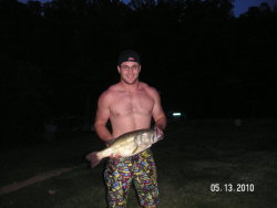 undie-fan-99:  The mighty Ole Miss fisherman