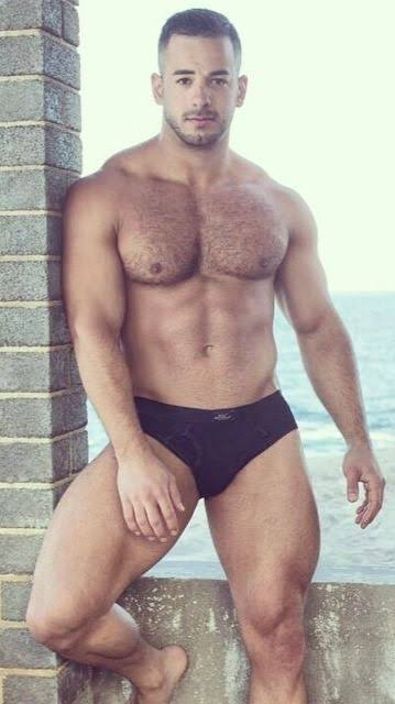 italianthongguy: bbhenk:  Handsome guy with a great body. Would have melted the internet if he’d been wearing a posing pouch! 