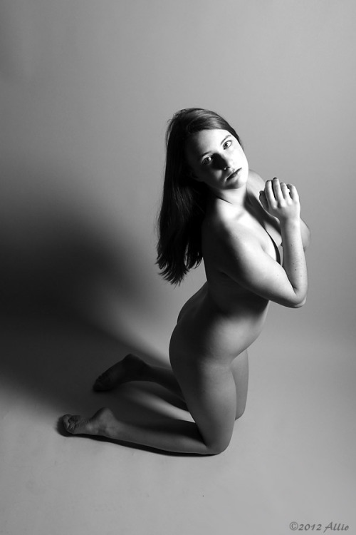 Porn allioart:maldestraEva Friday nuda musa dall'artista photos