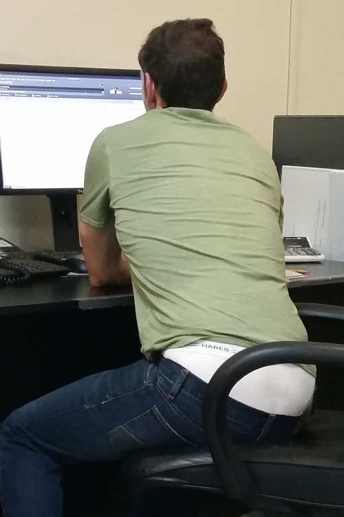 joshua-undies:Caught in Hanes Tighty Whities at work! Forever a favorite