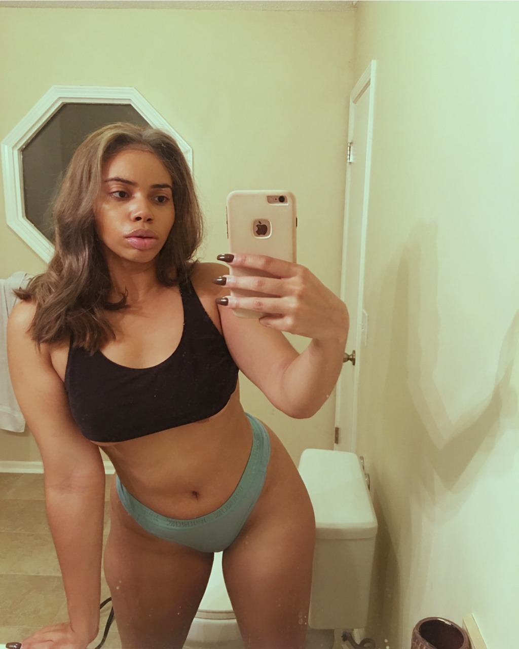 bootysweatt:  🌸🌸