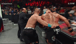 wefightonfridaynight:  How did no one talk about Heyman running a 4.2 40 to avoid getting murked by his own client tho?