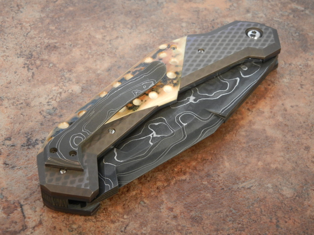 gunrunnerhell:  Jody Muller / Lance Abernathy Knives - “Monster Serrations”