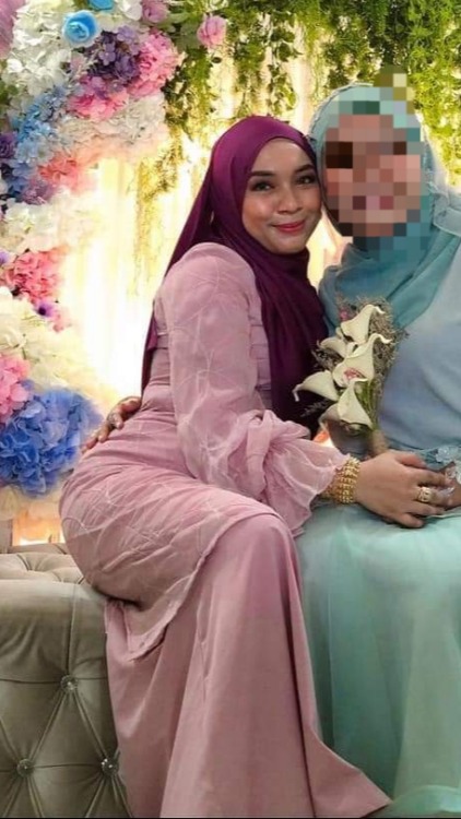 Bini orang Klang anak 4. Tetek kecik, bontot besar... - Tumbex