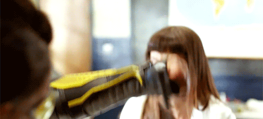 kevinskeller:Anissa had her shook the whole fight