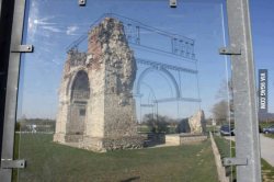 ragecomics4you:  A clever way to show how ancient ruins looked likehttp://ragecomics4you.tumblr.com