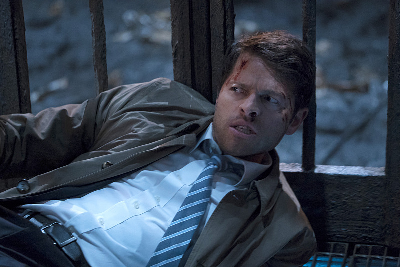supernaturalapocalypse:  Me during 11x09: Where the fuck is Cas. BRING CAS BACK!