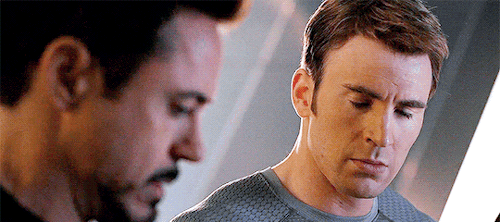 tsuki-chibi:ohgreatblackbunny:lostcap:liesmithy:#God his face though #do you know how when someone s
