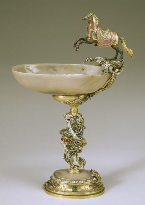 marylibra:Ceremonial bowlJohann Melchior Dinglinger (1664-1731) was one of Europe’s greatest goldsmi