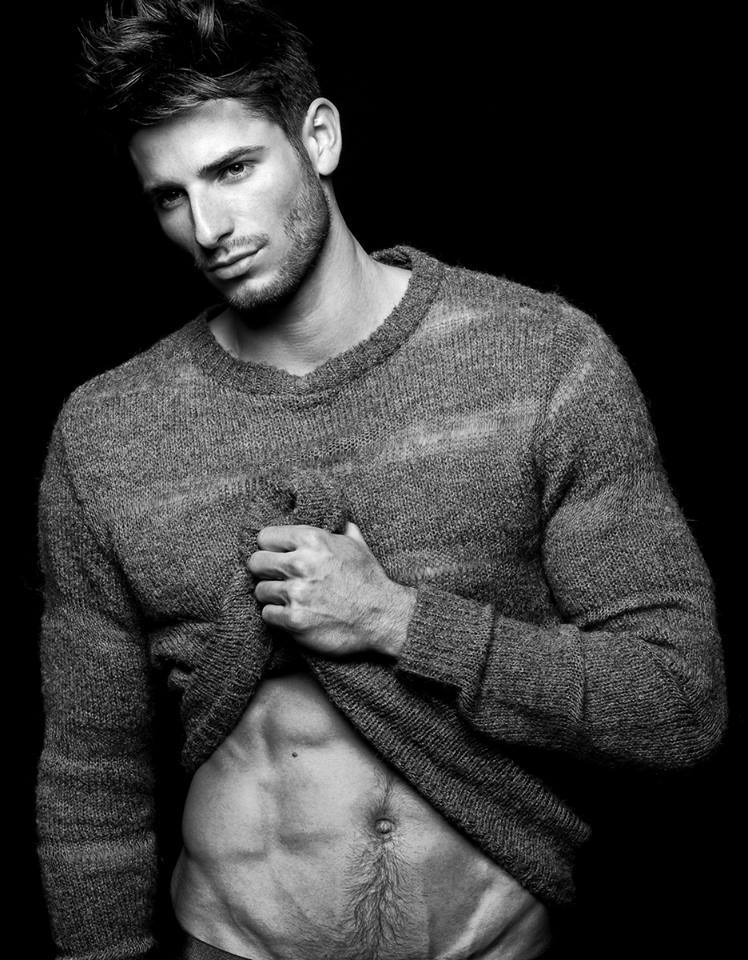 meniloveat5280:  Follow for over 100,000 examples of The Art of Man.  With over 30,000
