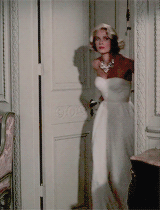 normajeaned:   Grace Kelly’s costumes in Hitchcock films.  