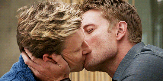 southerncountrydaddy:  When there’s passion in the kissing…..it stirs the soul..,,