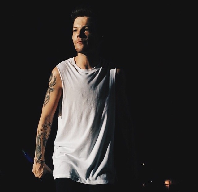 direct-news: claduiabarretto: Unreal. 