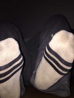 txsox:Man these socks smell so good. Thank you socksandsex :D