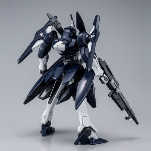 absolutelyapsalus:  cyberbeastswordwolfe: P-Bandai: HG 1/144 Advanced GN-X Damn shame it still got 2010′s joint engineering