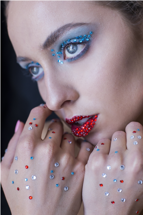 Makeup: Kinga Bednarz
Photographer: Aleksandra Zet